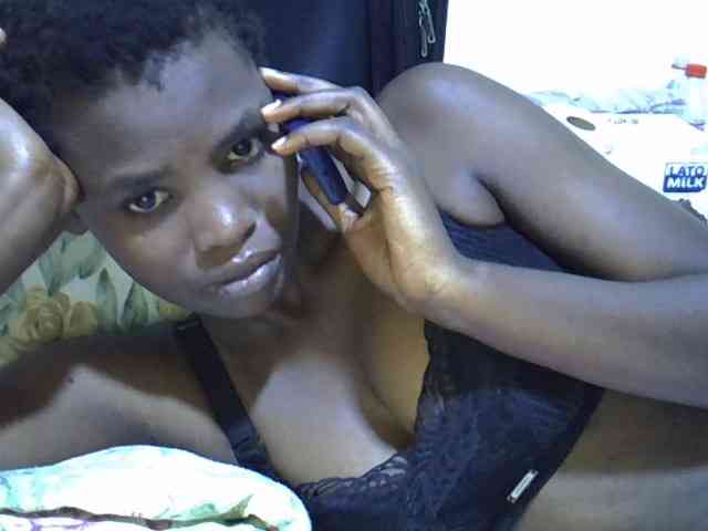 Cute-aliyah webcam