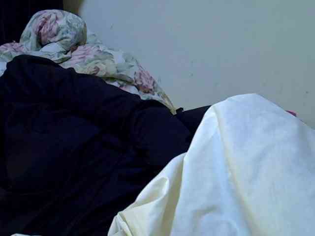 Cute-aliyah webcam