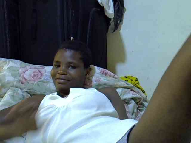 Cute-aliyah webcam
