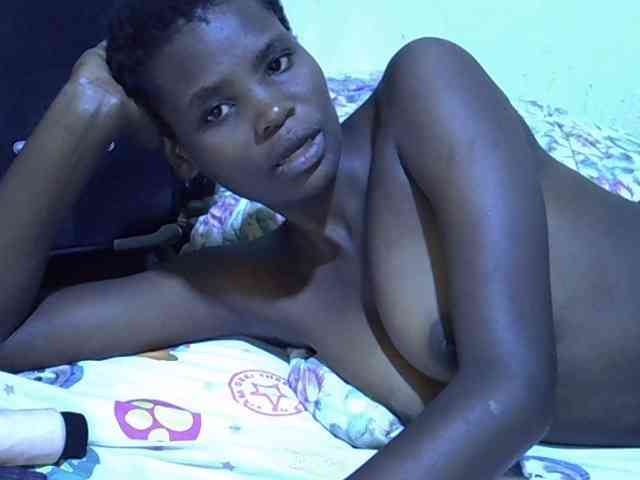 Cute-aliyah webcam