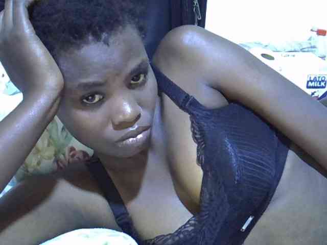 Cute-aliyah webcam