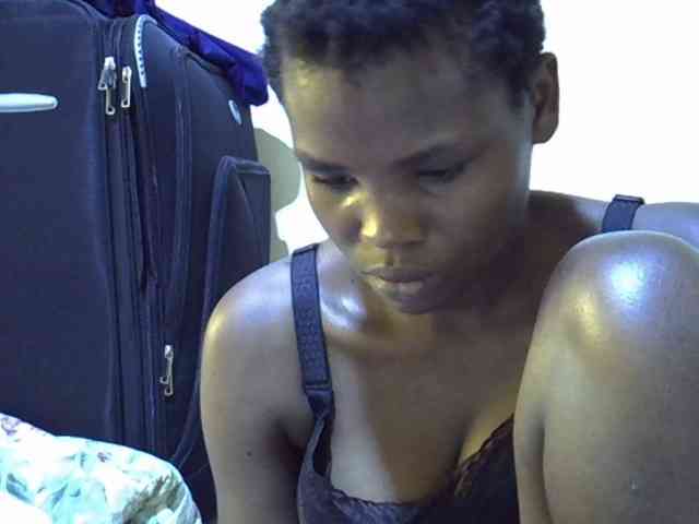 Cute-aliyah webcam
