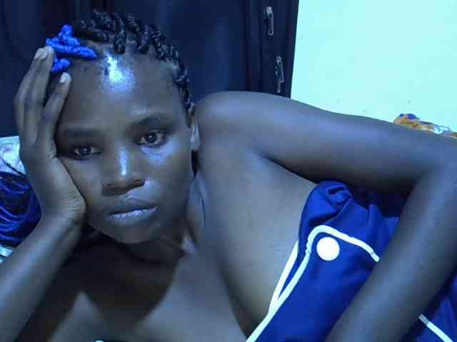 Cute-aliyah webcam