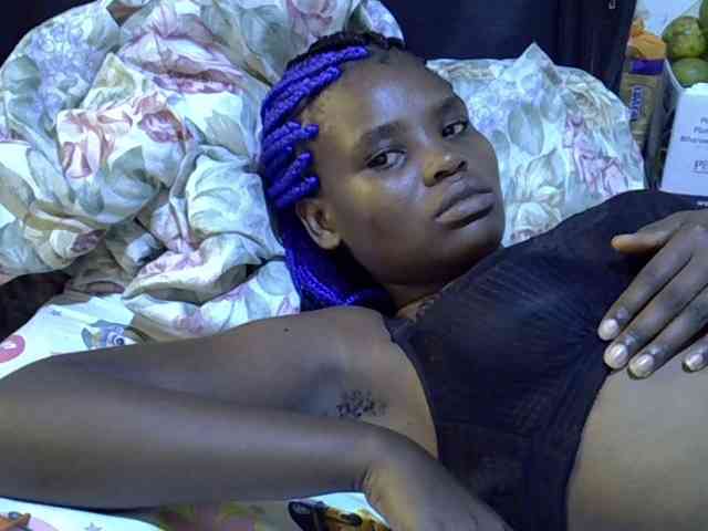 Cute-aliyah webcam