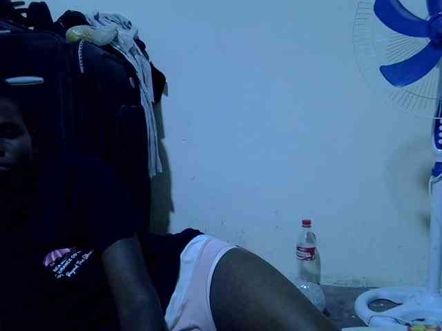 Cute-aliyah webcam