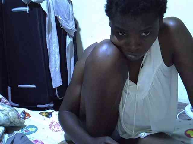 Cute-aliyah webcam