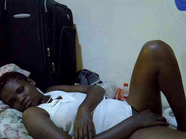Cute-aliyah webcam