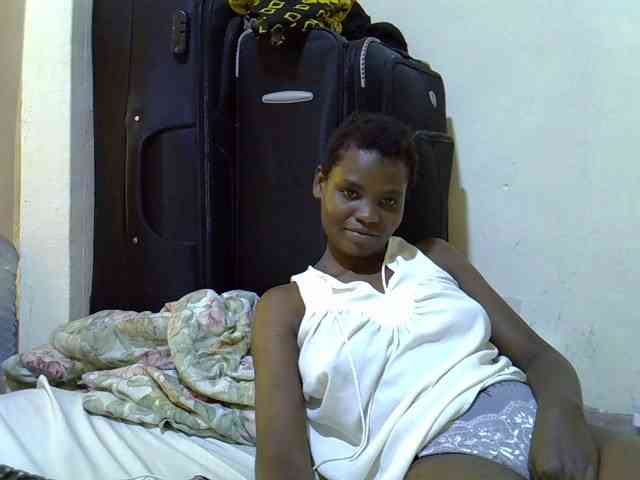 Cute-aliyah webcam