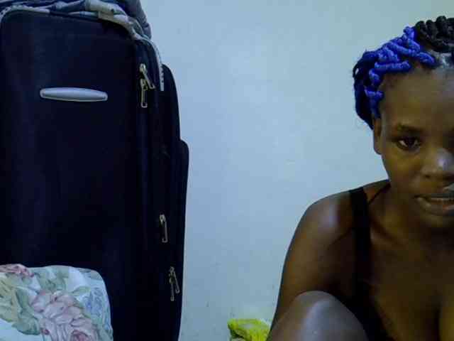 Cute-aliyah webcam