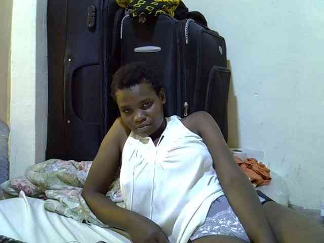 Cute-aliyah webcam