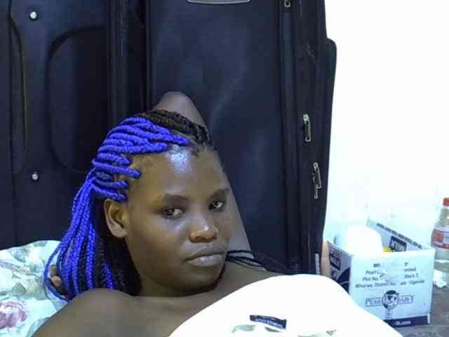 Cute-aliyah webcam