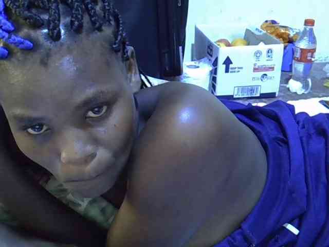 Cute-aliyah webcam