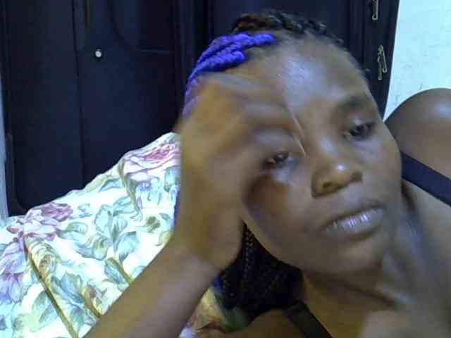 Cute-aliyah webcam