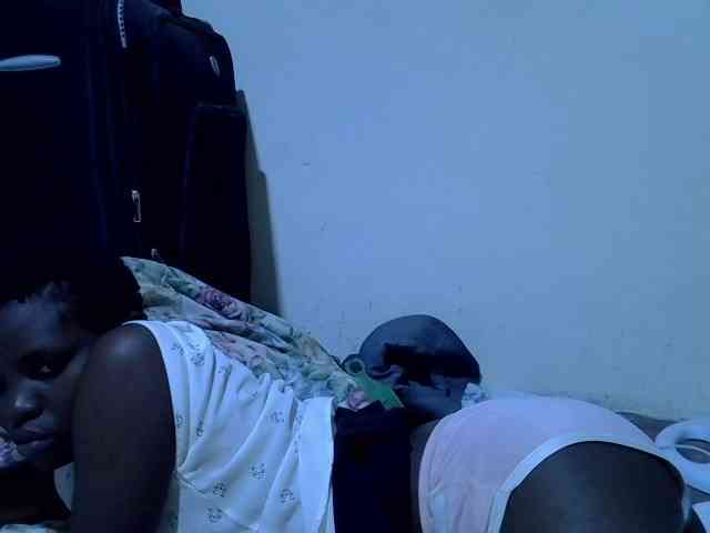 Cute-aliyah webcam