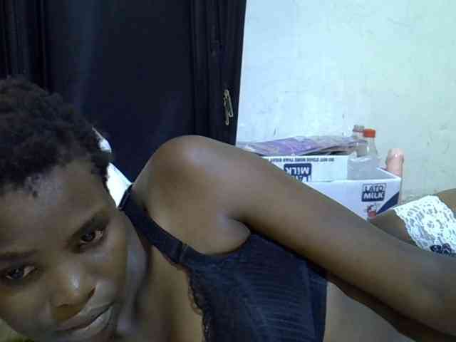 Cute-aliyah webcam