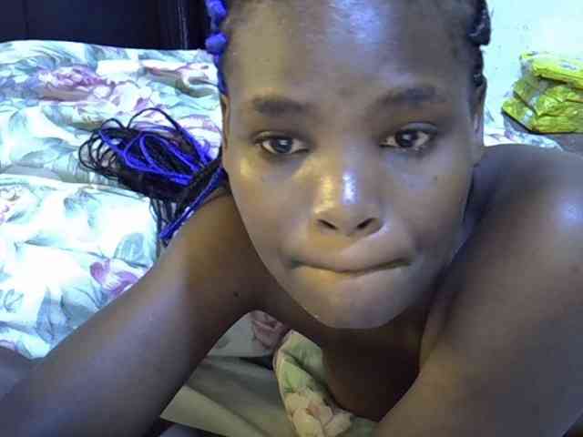 Cute-aliyah webcam