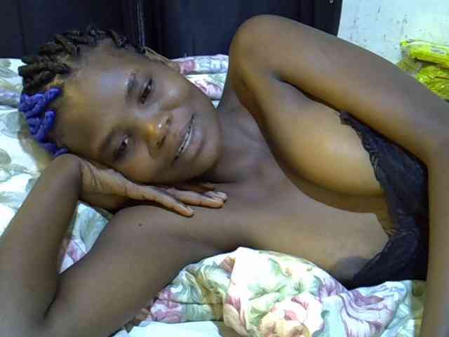 Cute-aliyah webcam