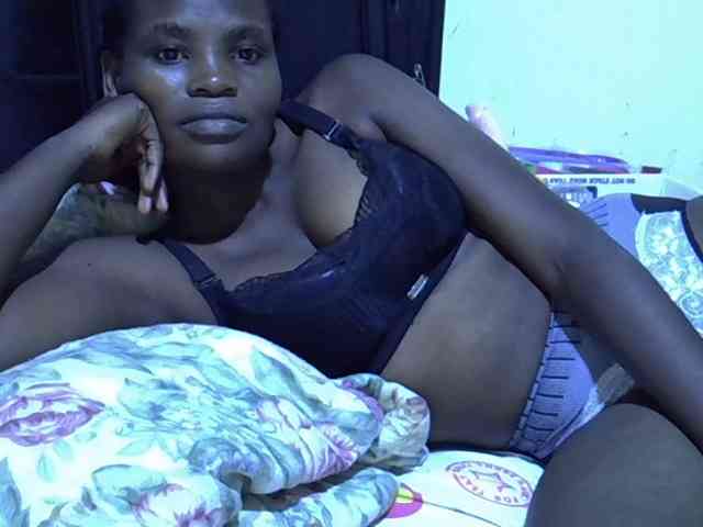 Cute-aliyah webcam