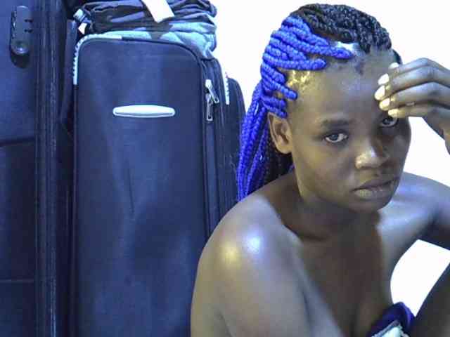 Cute-aliyah webcam
