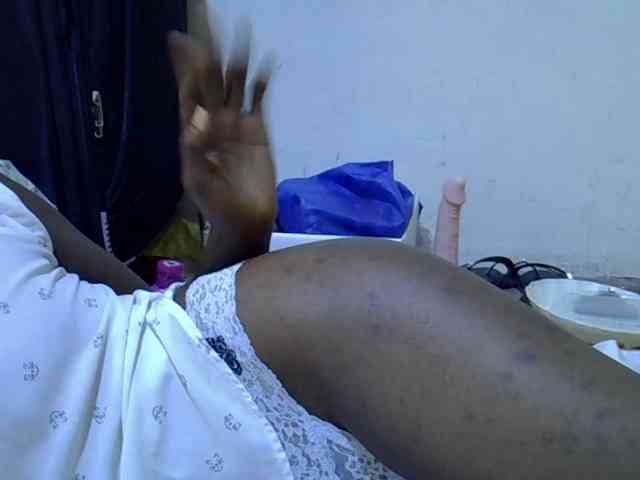 Cute-aliyah webcam