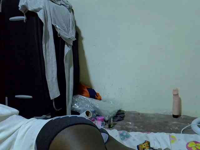 Cute-aliyah webcam