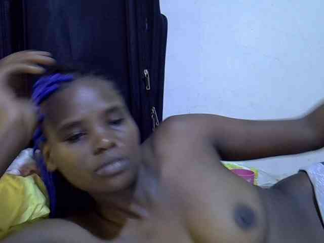 Cute-aliyah webcam