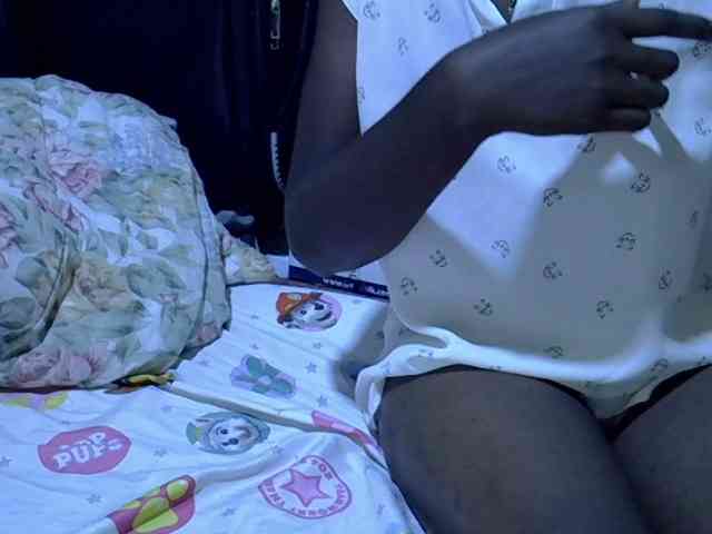 Cute-aliyah webcam