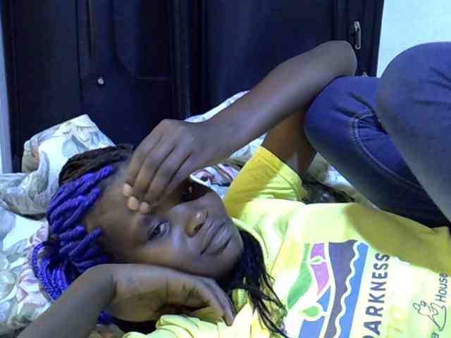 Cute-aliyah webcam