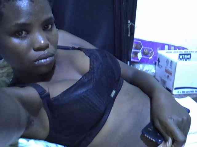 Cute-aliyah webcam