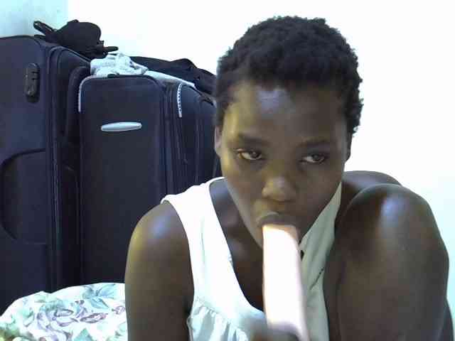 Cute-aliyah webcam
