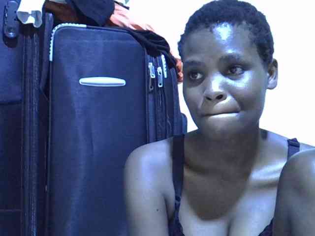 Cute-aliyah webcam