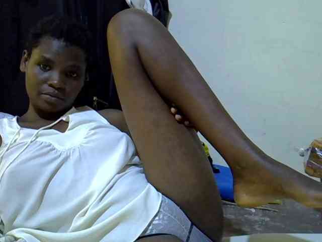 Cute-aliyah webcam