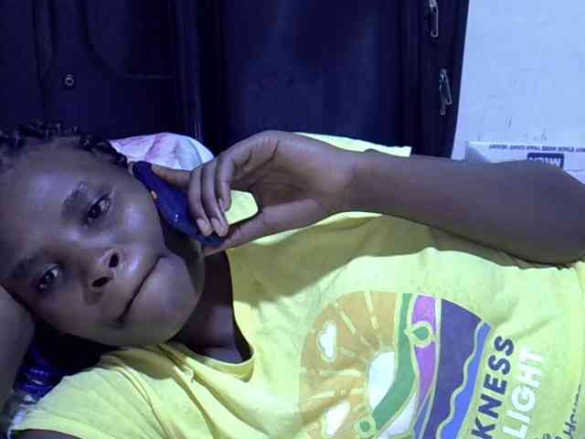 Cute-aliyah webcam