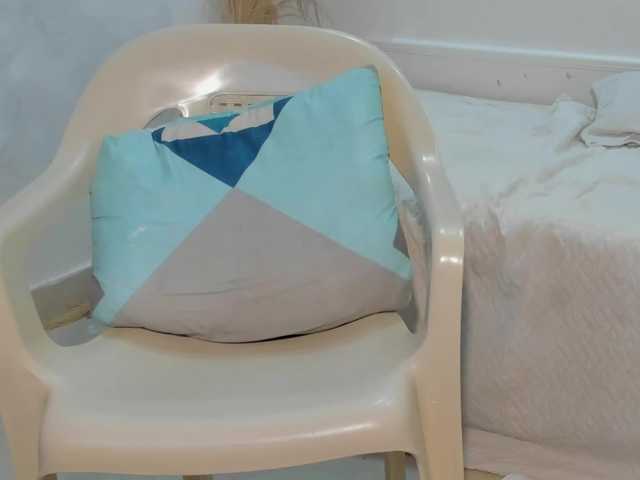  roxy-roux chat room