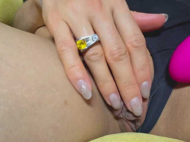 charmingaura1 from BongaCams is Freechat