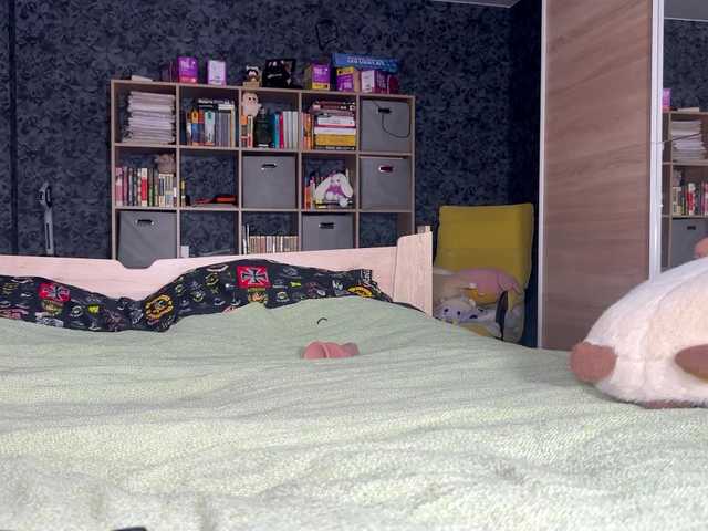 charmingaura1's BongaCams show and profile