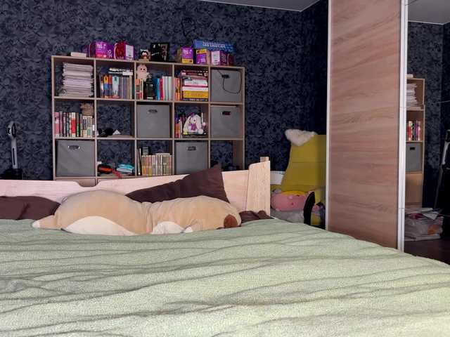 charmingaura1's BongaCams show and profile