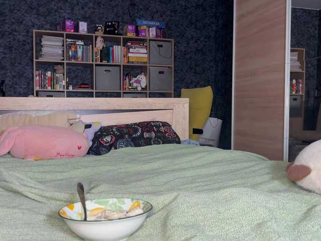 charmingaura1's BongaCams show and profile