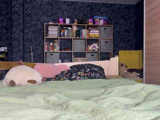 charmingaura1 webcam