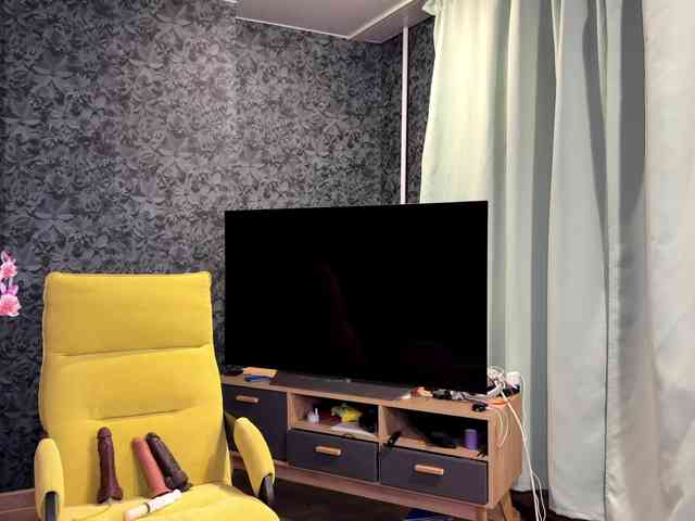 charmingaura1 webcam