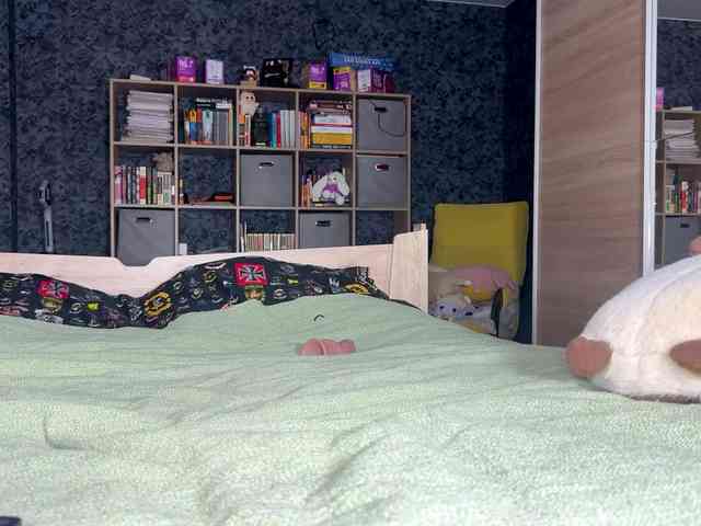 charmingaura1 webcam