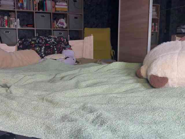 charmingaura1 webcam