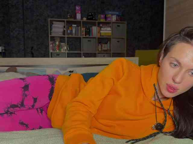 charmingaura1 webcam