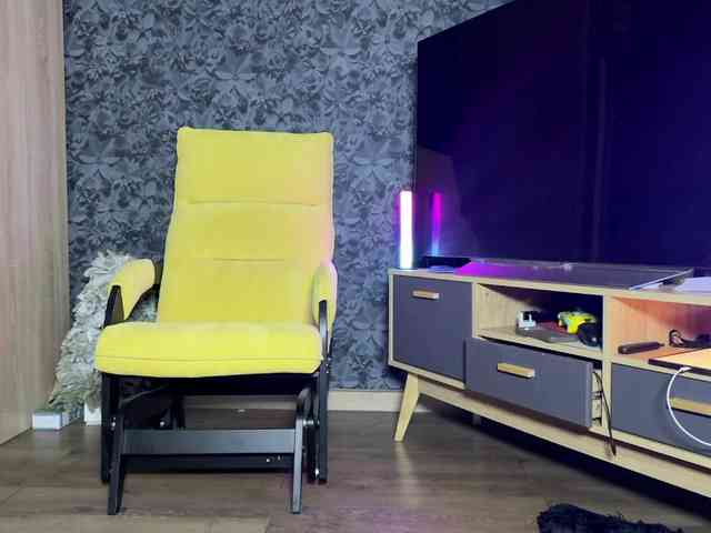 charmingaura1 webcam