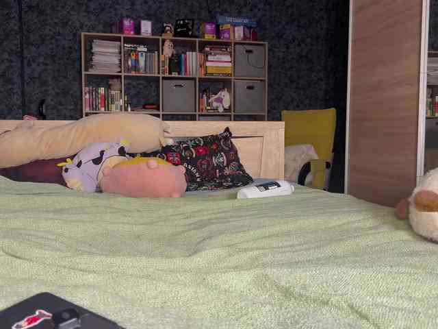 charmingaura1 webcam