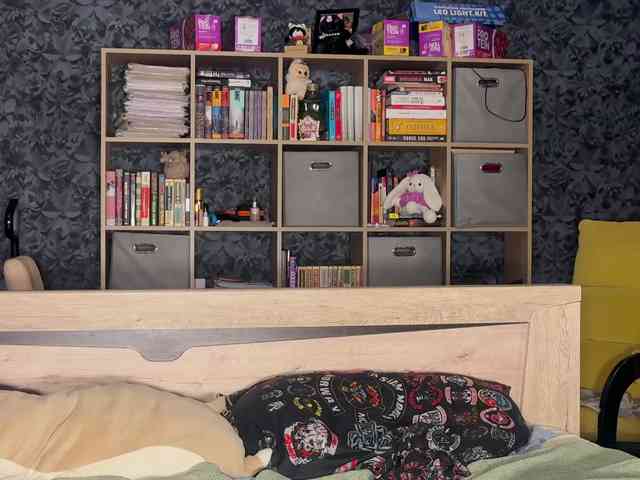 charmingaura1 webcam