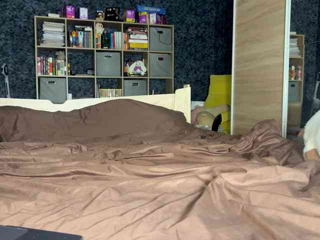 charmingaura1 webcam