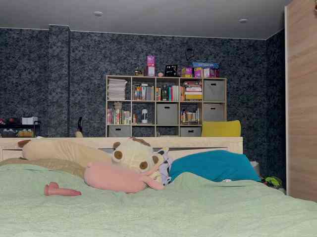 charmingaura1 webcam