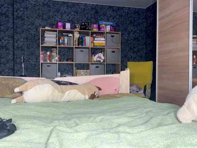 charmingaura1 webcam