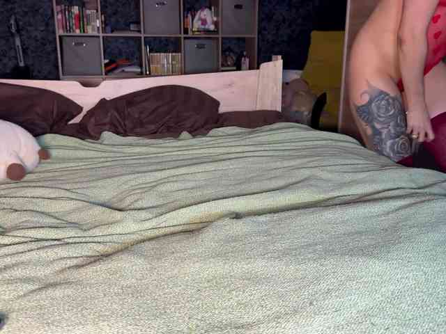 charmingaura1 webcam